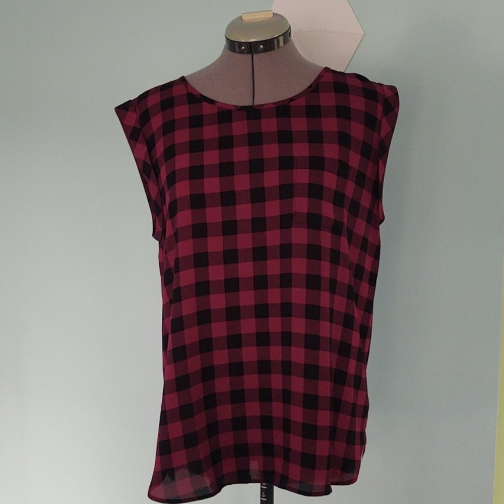 LOFT Magenta/Black Sleeveless Top sz S